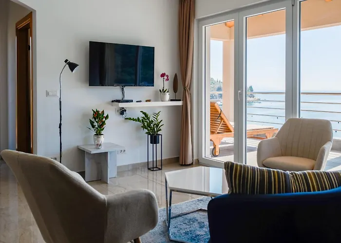 Appartement Nika Seafront - Rabac, Istria *